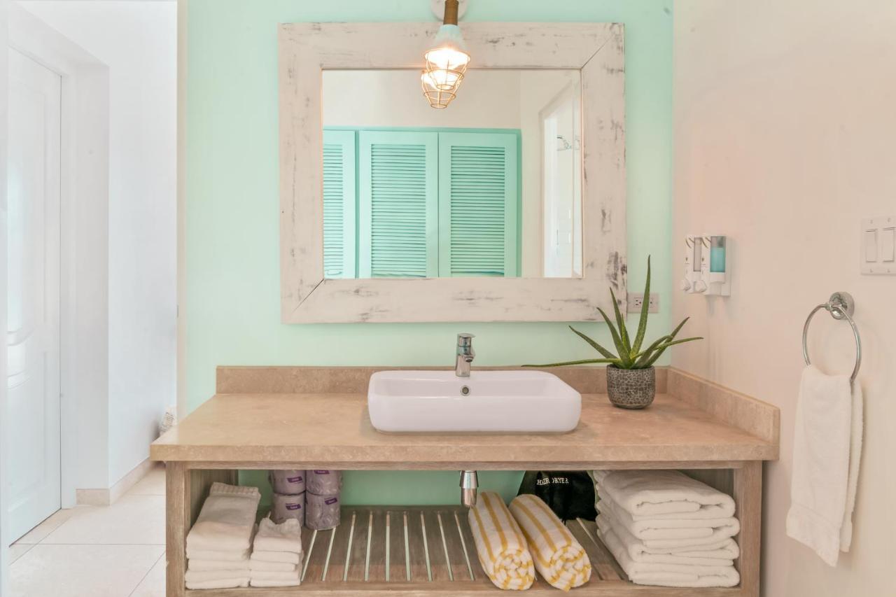 Boardwalk Boutique Hotel Aruba - Adults Only Palm Beach Exterior foto